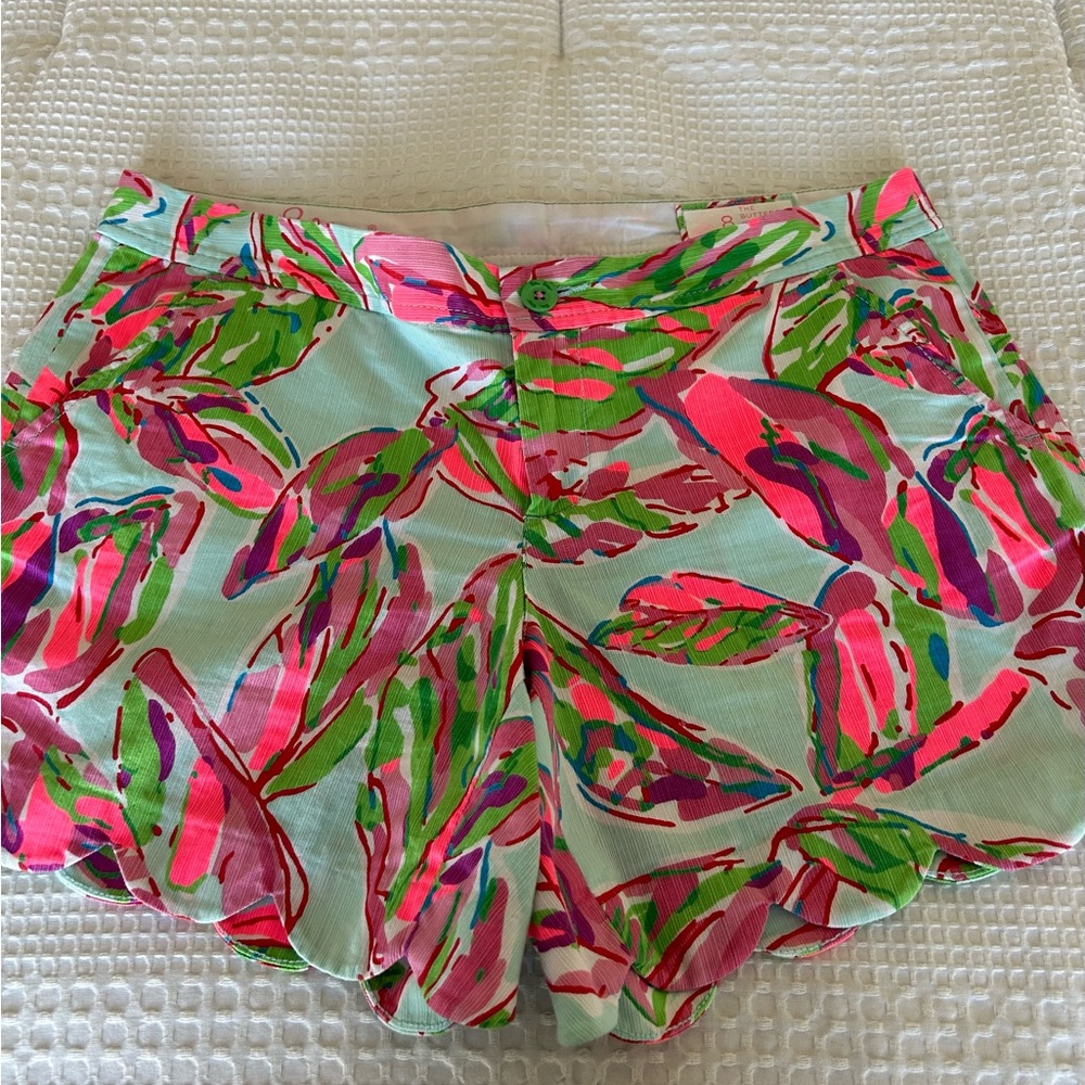 Lilly Pulitzer size 8 Buttercup Shorts! 🩷🩵🩷🩵🩷🩵